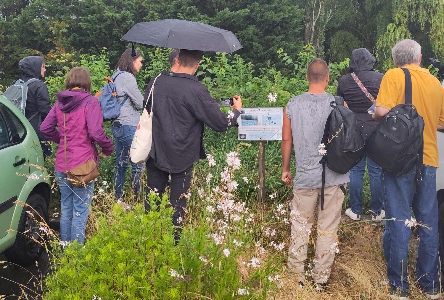 esatco Thouaré : l’établissement accueille le réseau Ecopole pour une visite sur leur projet de renaturisation biodiversité